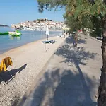 -villa Sjor -primosten-apartmani- Has 2 Large And 2 Smaller Ones -primosten Lokvice 6 3* Primosten