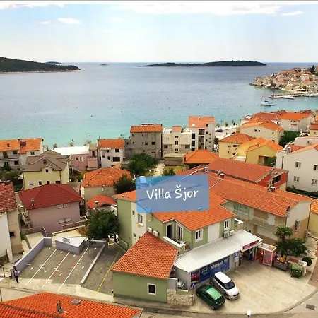 Πανσιόν -villa Sjor -primosten-apartmani- Has 2 Large And 2 Smaller Ones -primosten Lokvice 6