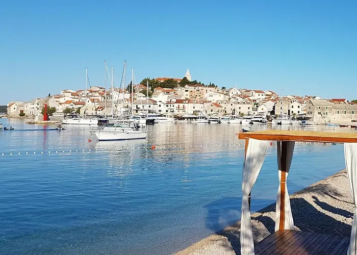 -villa Sjor -primosten-apartmani- Has 2 Large And 2 Smaller Ones -primosten Lokvice 6 Πανσιόν