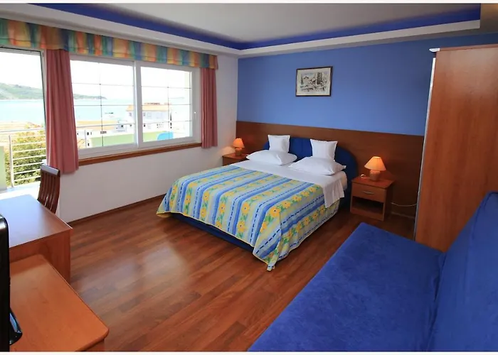 -villa Sjor -primosten-apartmani- Has 2 Large And 2 Smaller Ones -primosten Lokvice 6 Primošten