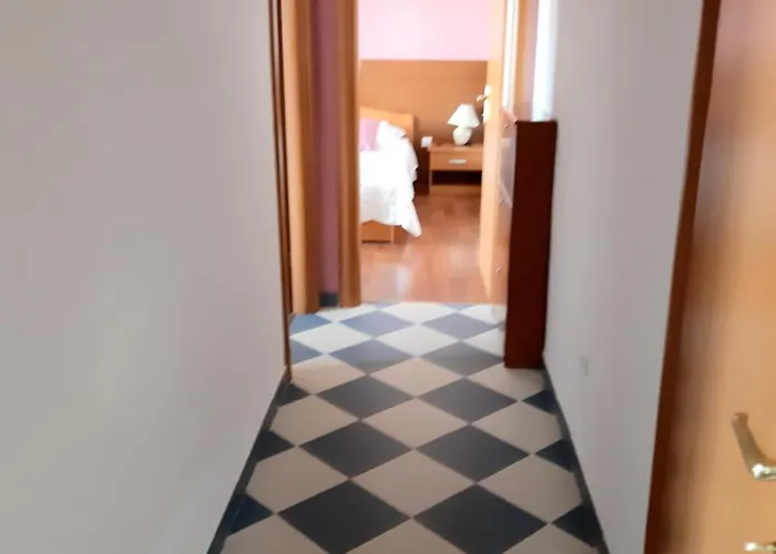 -villa Sjor -primosten-apartmani- Has 2 Large And 2 Smaller Ones -primosten Lokvice 6 Πανσιόν Primošten